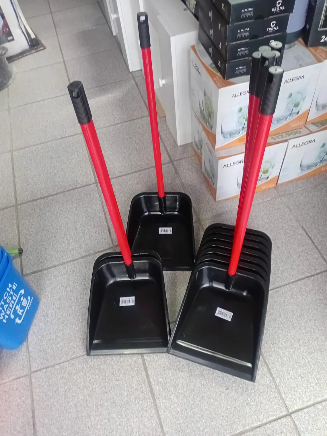 Palas Plásticas (Venta exclusiva en local) 1