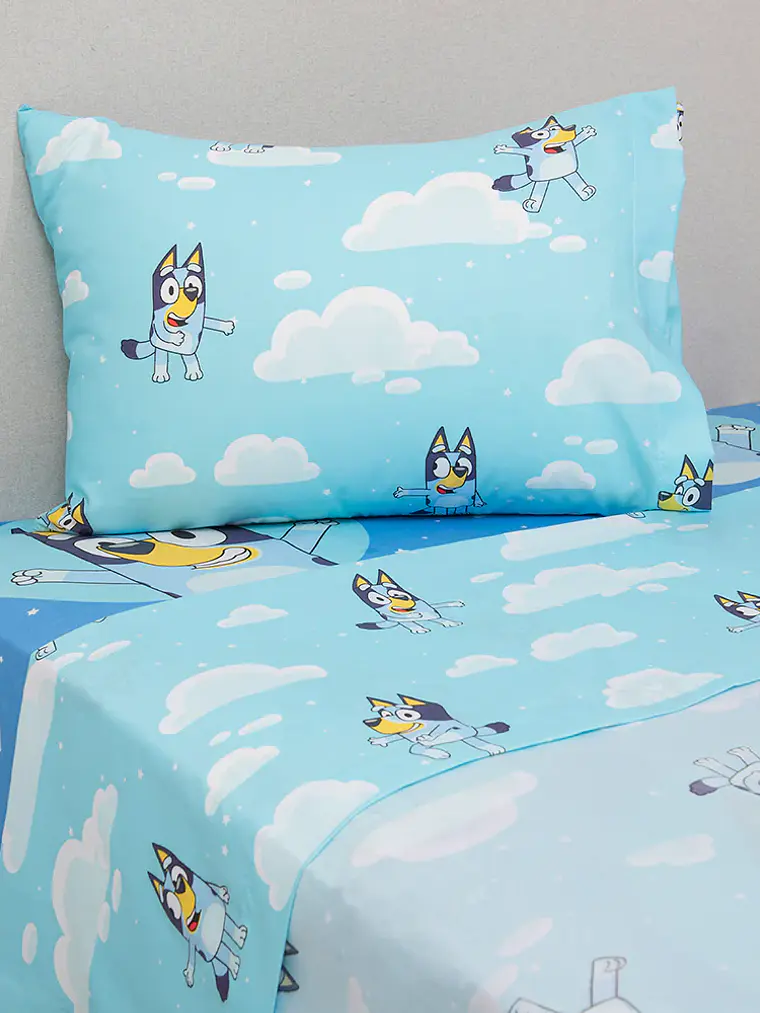 Sábana Single Infantil - Bluey Nubes 1