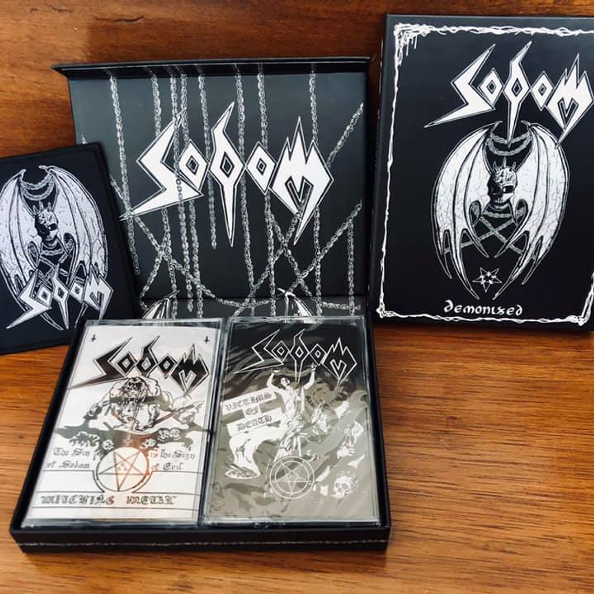 Sodom ‎Demonized 2 Cassettes Box Set!!