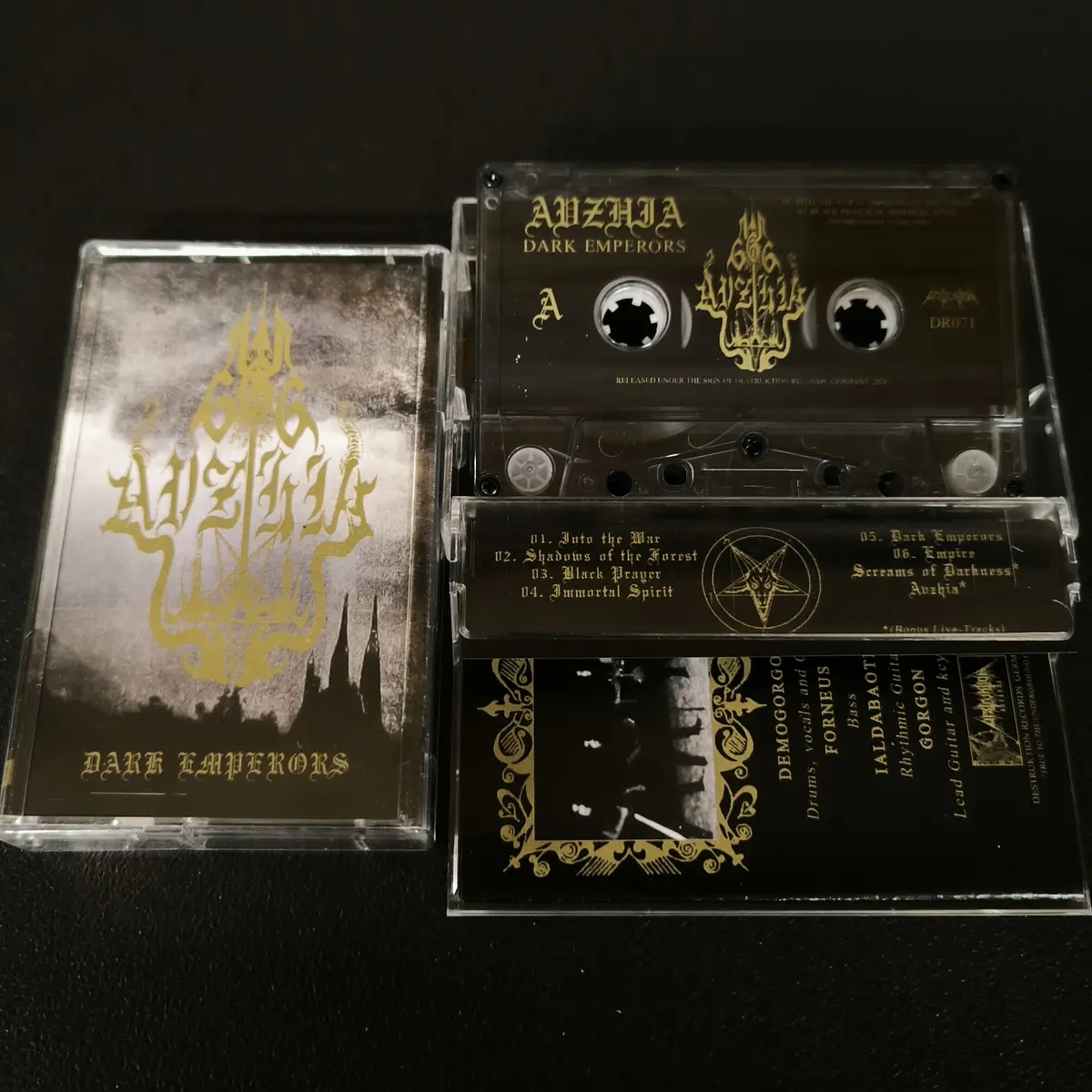 Avzhia Dark Emperors Cassette bonustracks!!