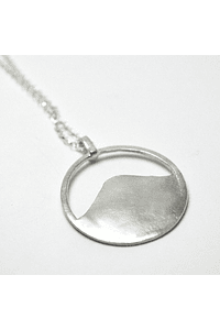COLLAR VOLCÁN PLATA (incluye cadena plata)