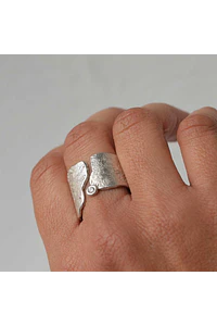 ANILLO GRIETA - PLATA 950 Y MOISSANITA