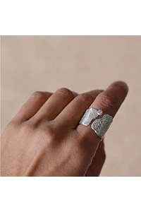 ANILLO GRIETA - PLATA 950 Y MOISSANITA