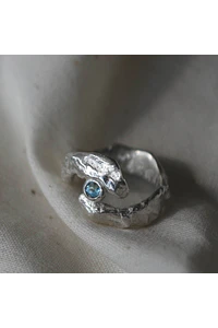 ANILLO ABRAZO DE MAR- Plata y Topacio Swiss (A pedido)