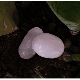 Pedra rolada de selenite