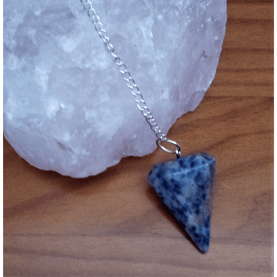 Pêndulo sodalite facetada