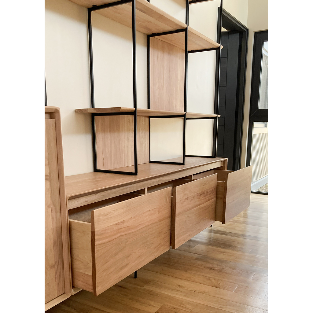 Librero a muro Fierro + Lenga