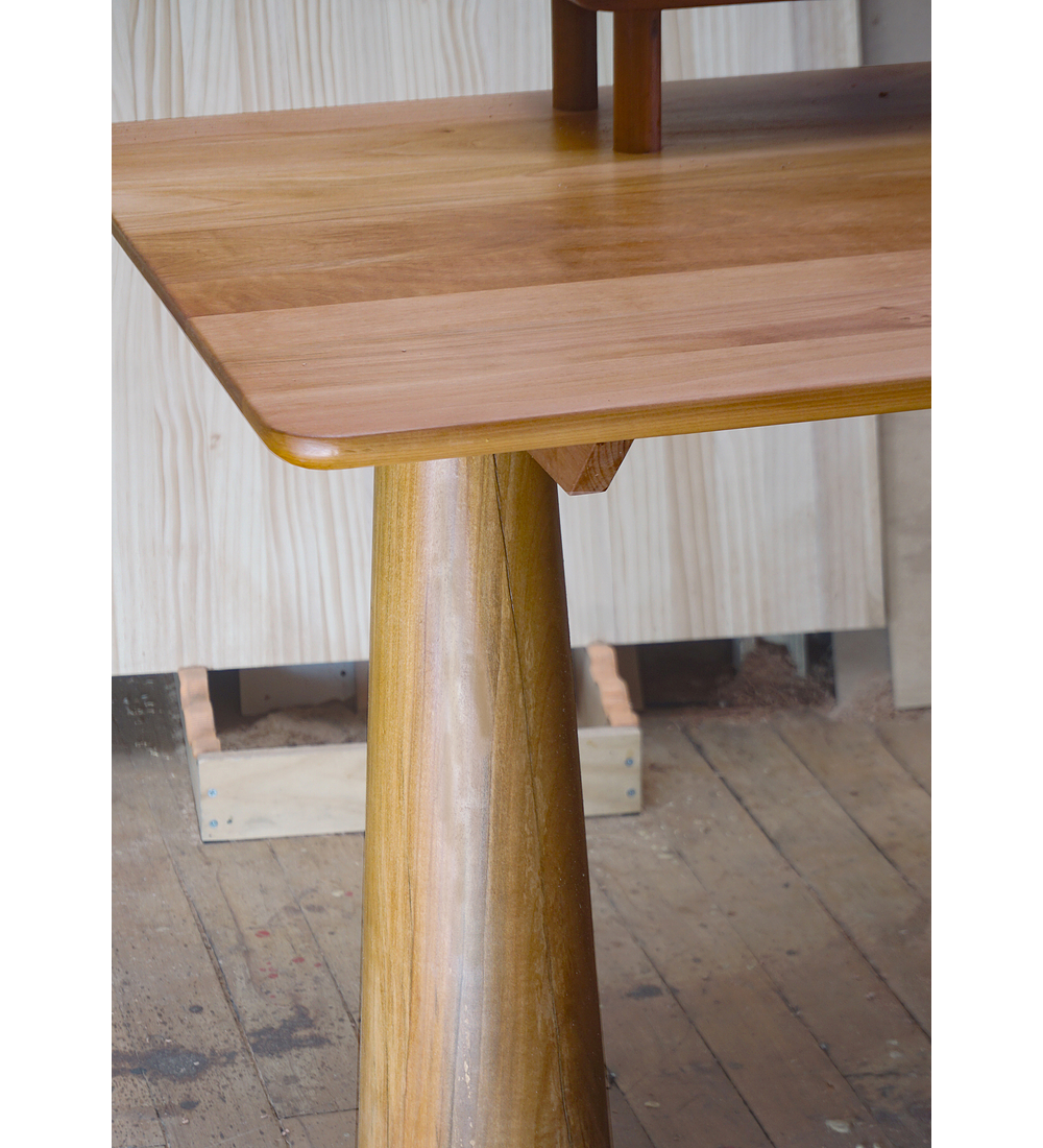 Escritorio Raulí en L