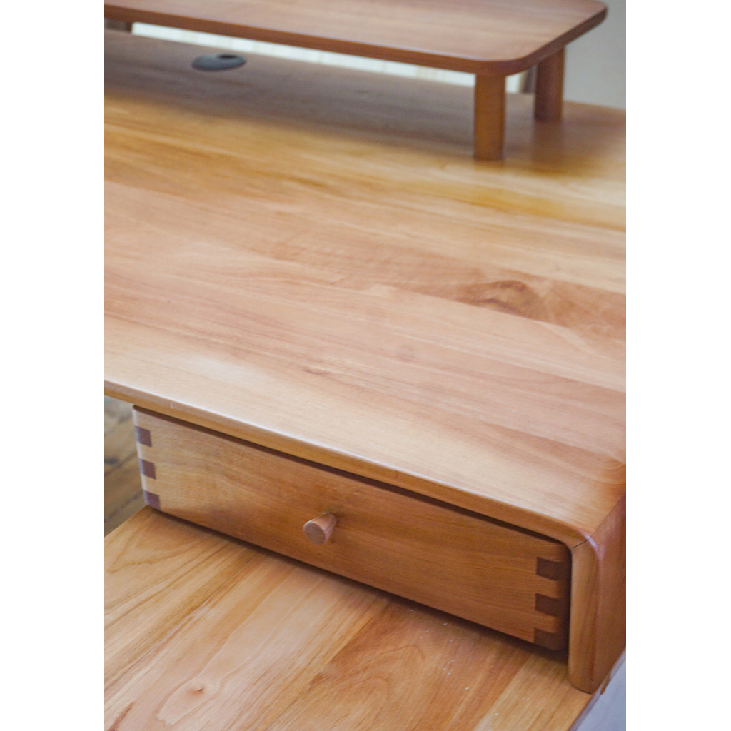 Escritorio Raulí en L