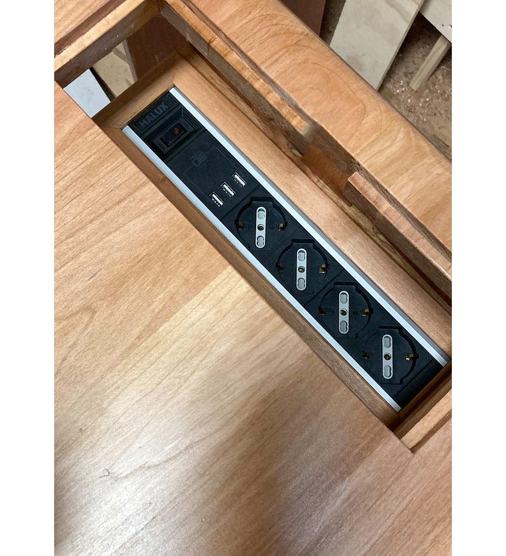 Escritorio Raulí en L