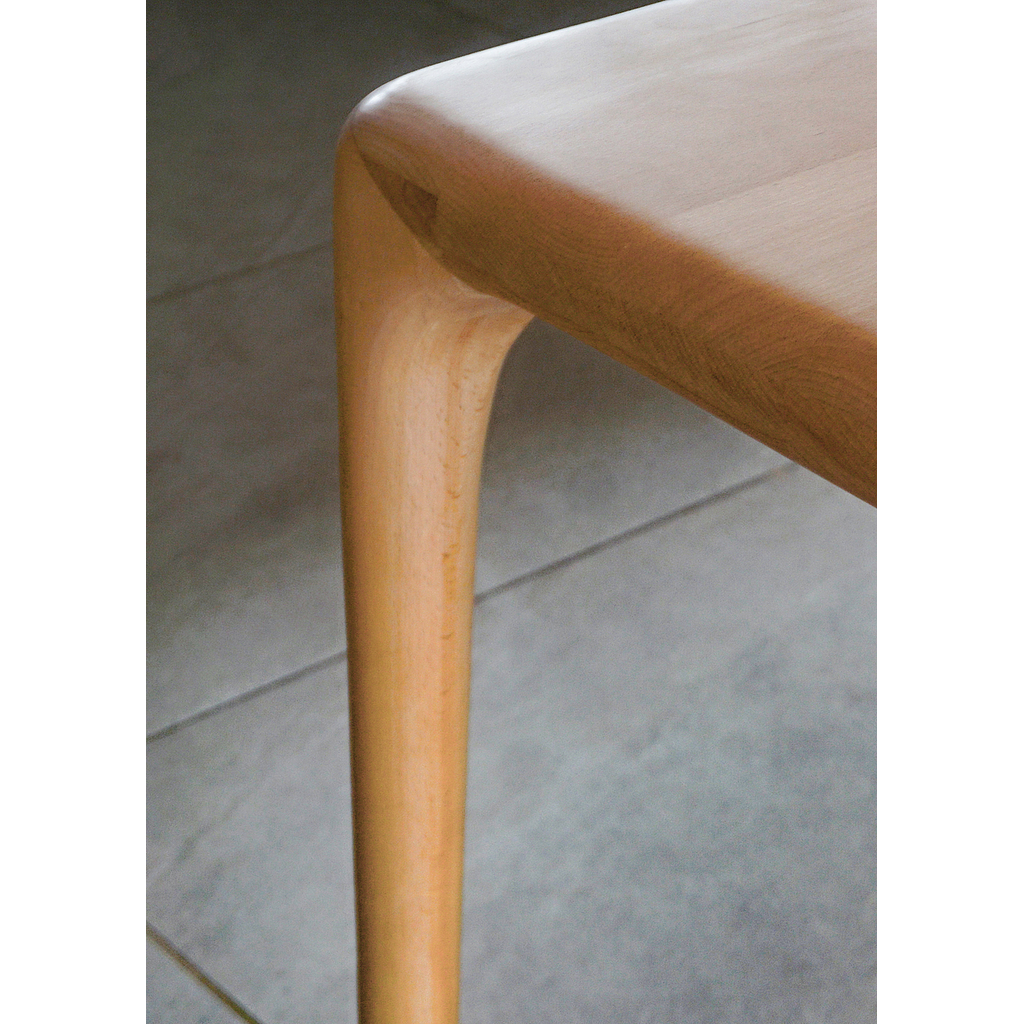 MESA DE COMEDOR LATUS