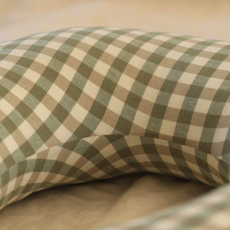 Cojín de Lactancia Cuadros Verde/Blanco 2