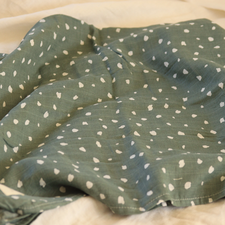 Tuto Grande/Swaddle Verde y Blanco 1