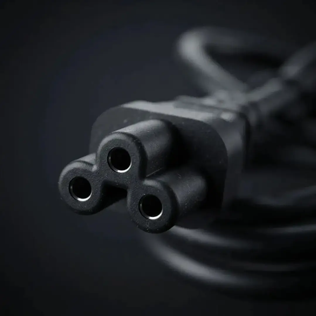 Cable Cable con entrada TREBOL salida Poder 9