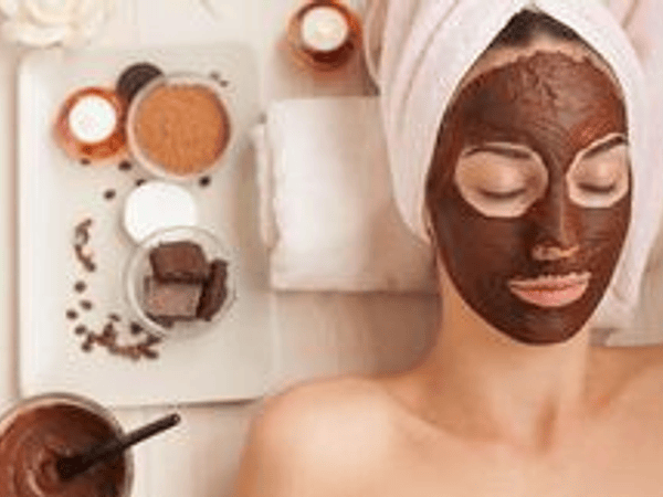 ¿Qué son los ácidos  AHAs, BHAs y PHAs y como aplicarlos en el cuidado de la piel?