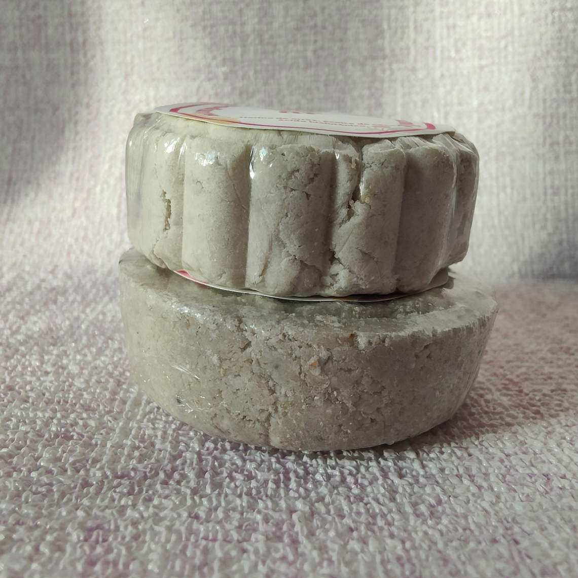 Shampoo Sólido Natural para Cabello Graso con Arcilla Blanca y Tea Tree | Abeja Reina 3