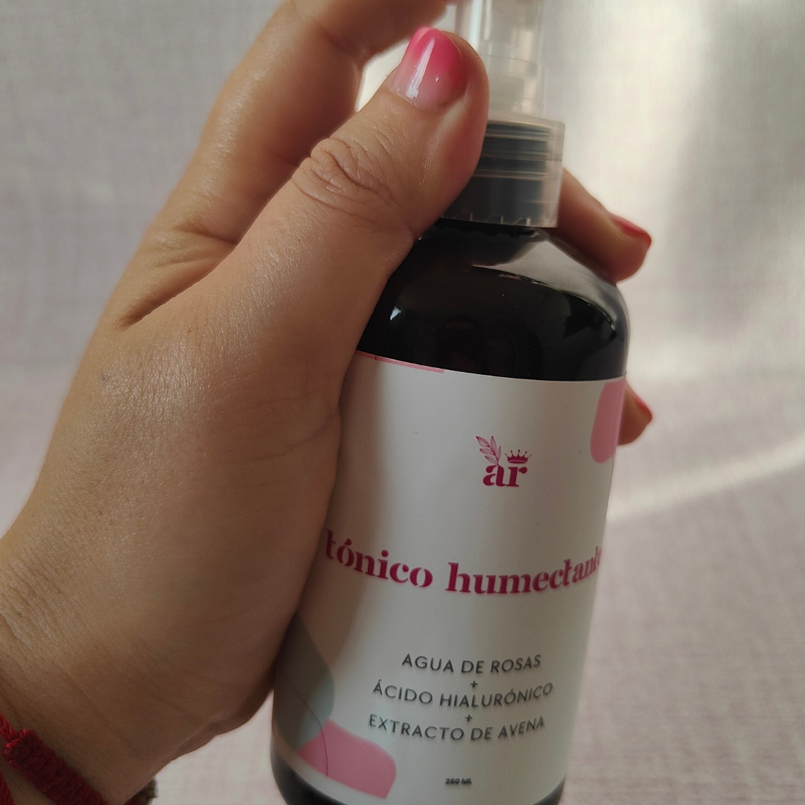 Tónico Humectante con Ácido Hialurónico, Caléndula y Avena | Abeja Reina 1