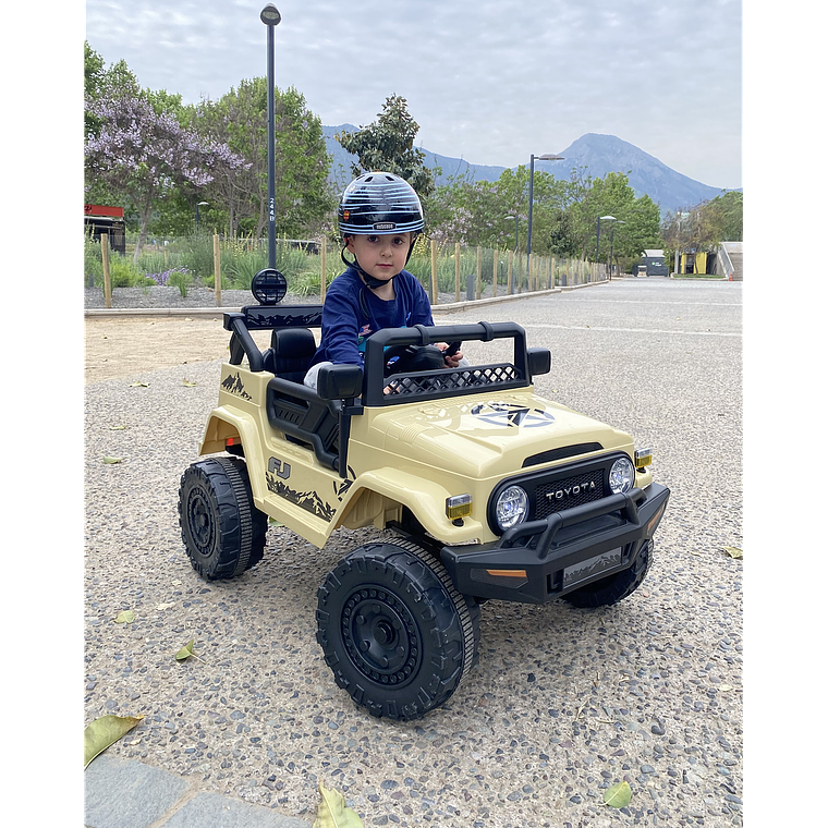 Jeep Arena Toyota Fj Crusier 12V 4