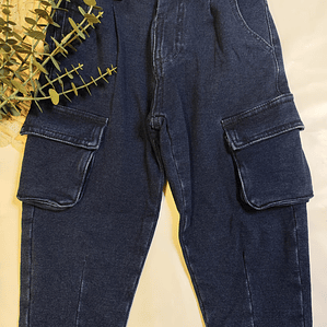 Calças ganga com bolsos laterais