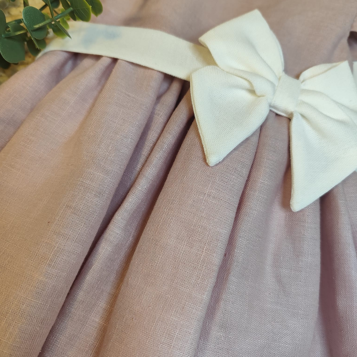 Vestido manga curta com laço 5