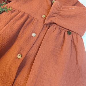 Vestido com botões a frente