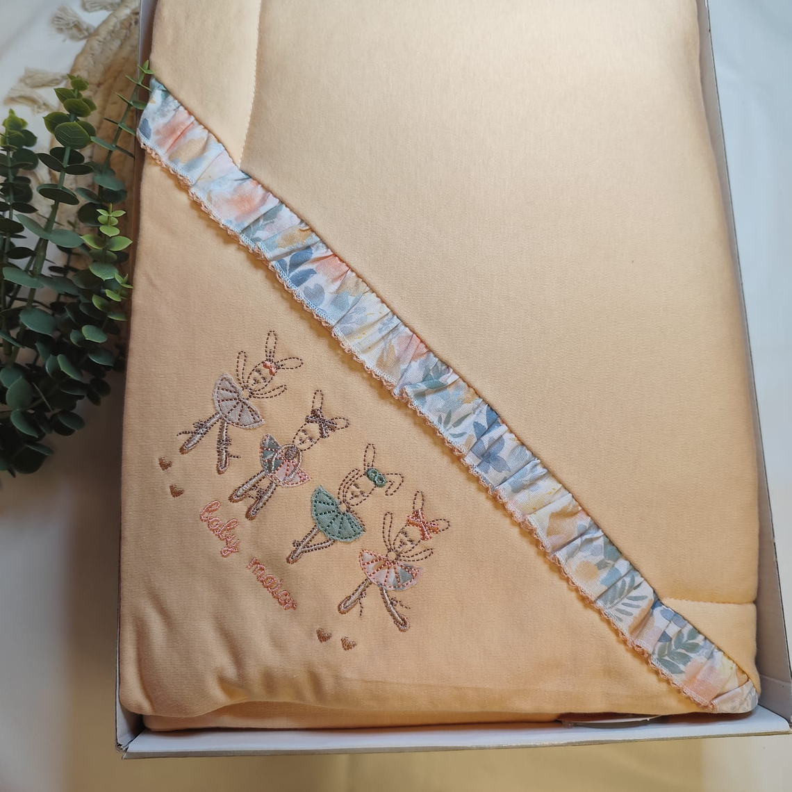 Manta bailarina com folho 3