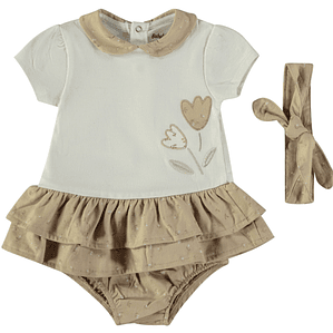 Vestido com cueca e laço cabelo