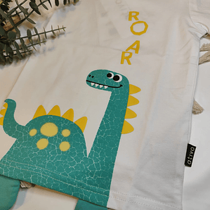 T-shirt manga curta dino roar