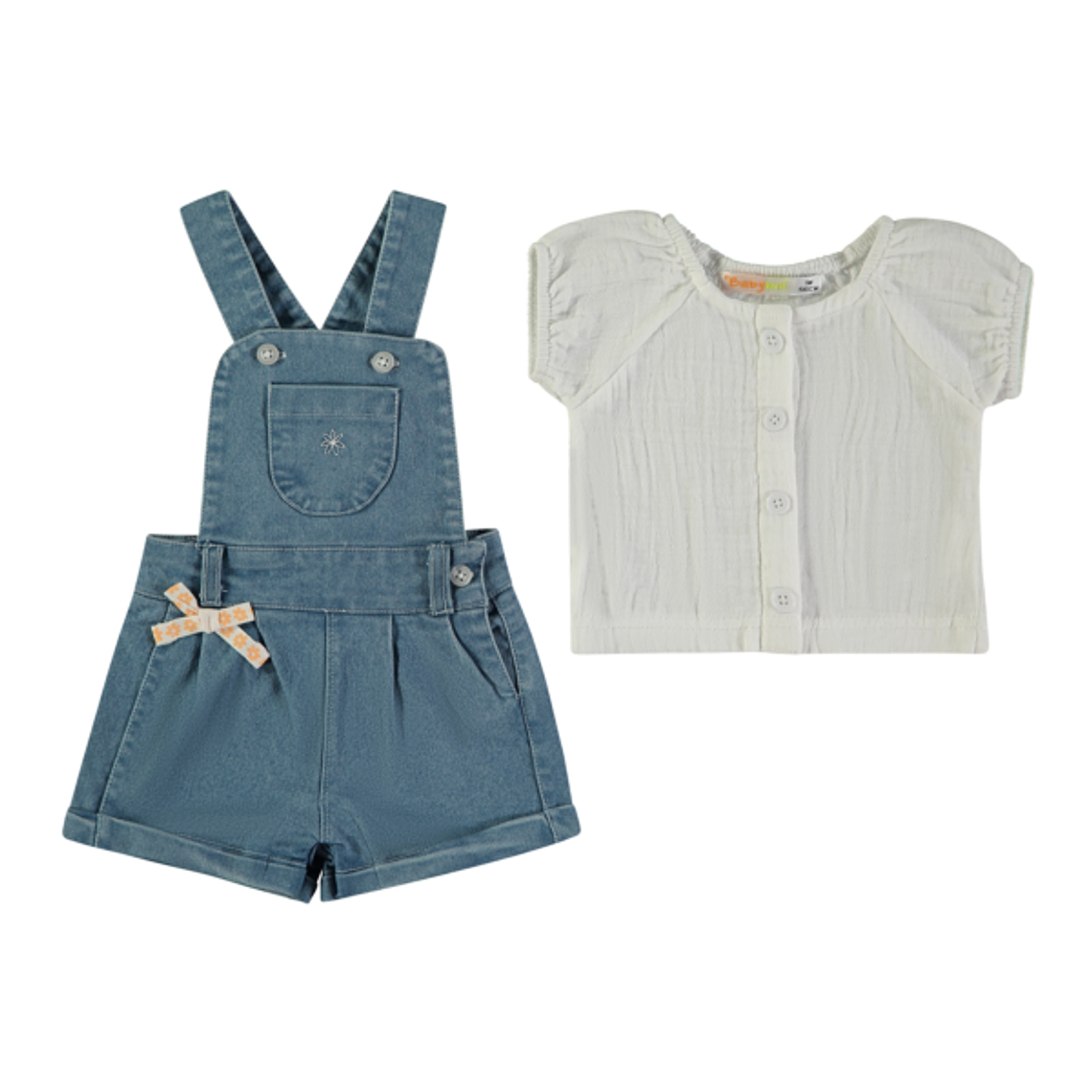 Jardineira calção com t-shirt 3