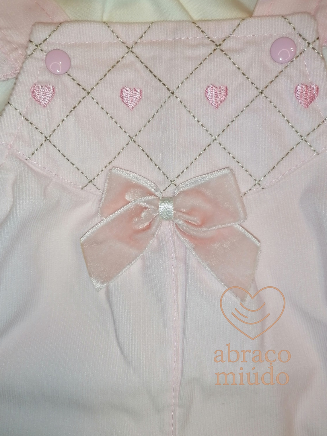 Conjunto Jardineira em Sarja + Camisola Cardada | 3M, 6M e 12M — Conforto e Doçura 3