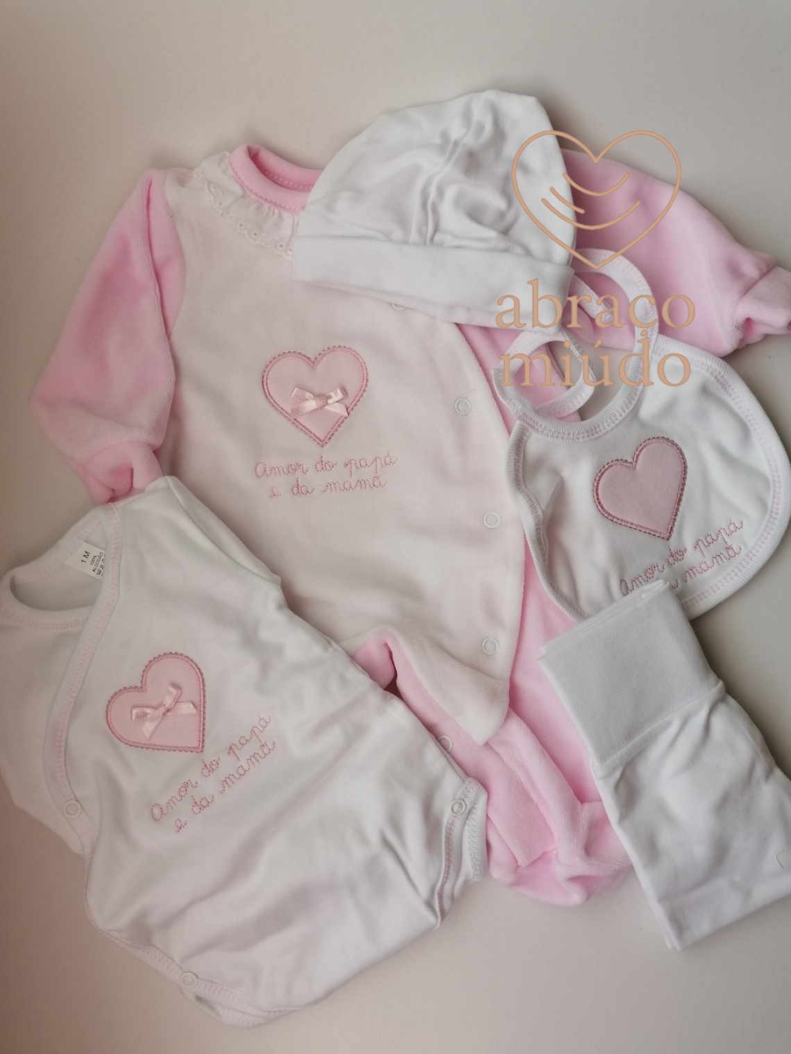 Conjunto Primeira Roupinha 1 Mês – 100% Algodão com Carda | “Amor do Papá e da Mamã” 4