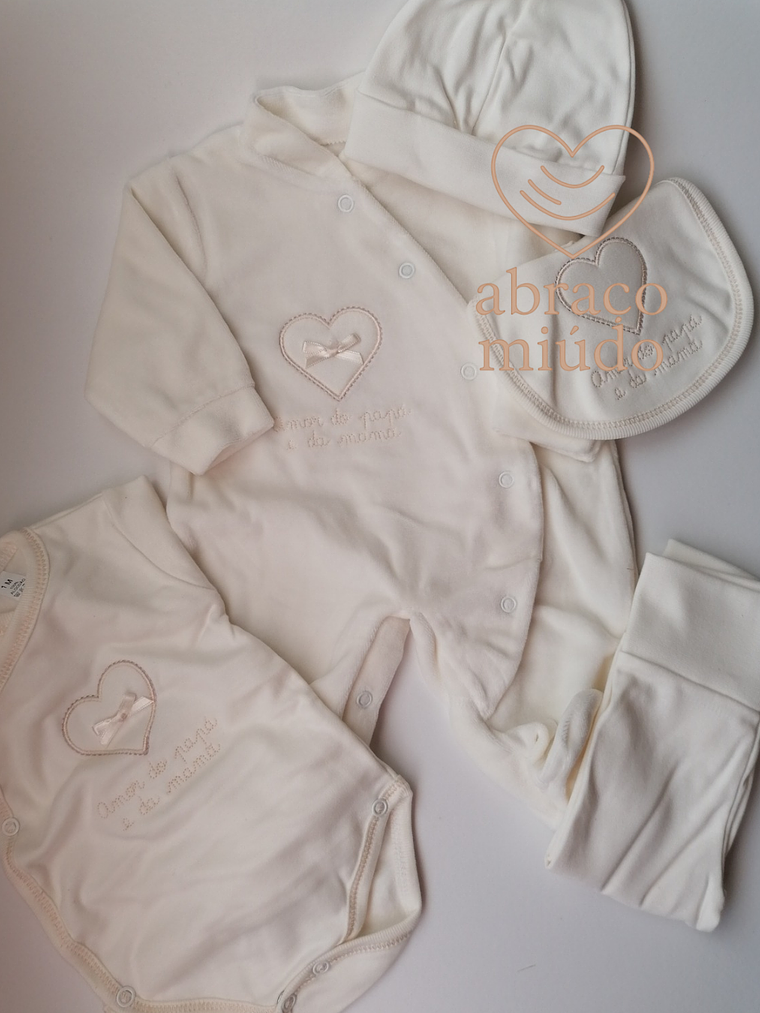 Conjunto Primeira Roupinha 1 Mês – 100% Algodão com Carda | “Amor do Papá e da Mamã” 5