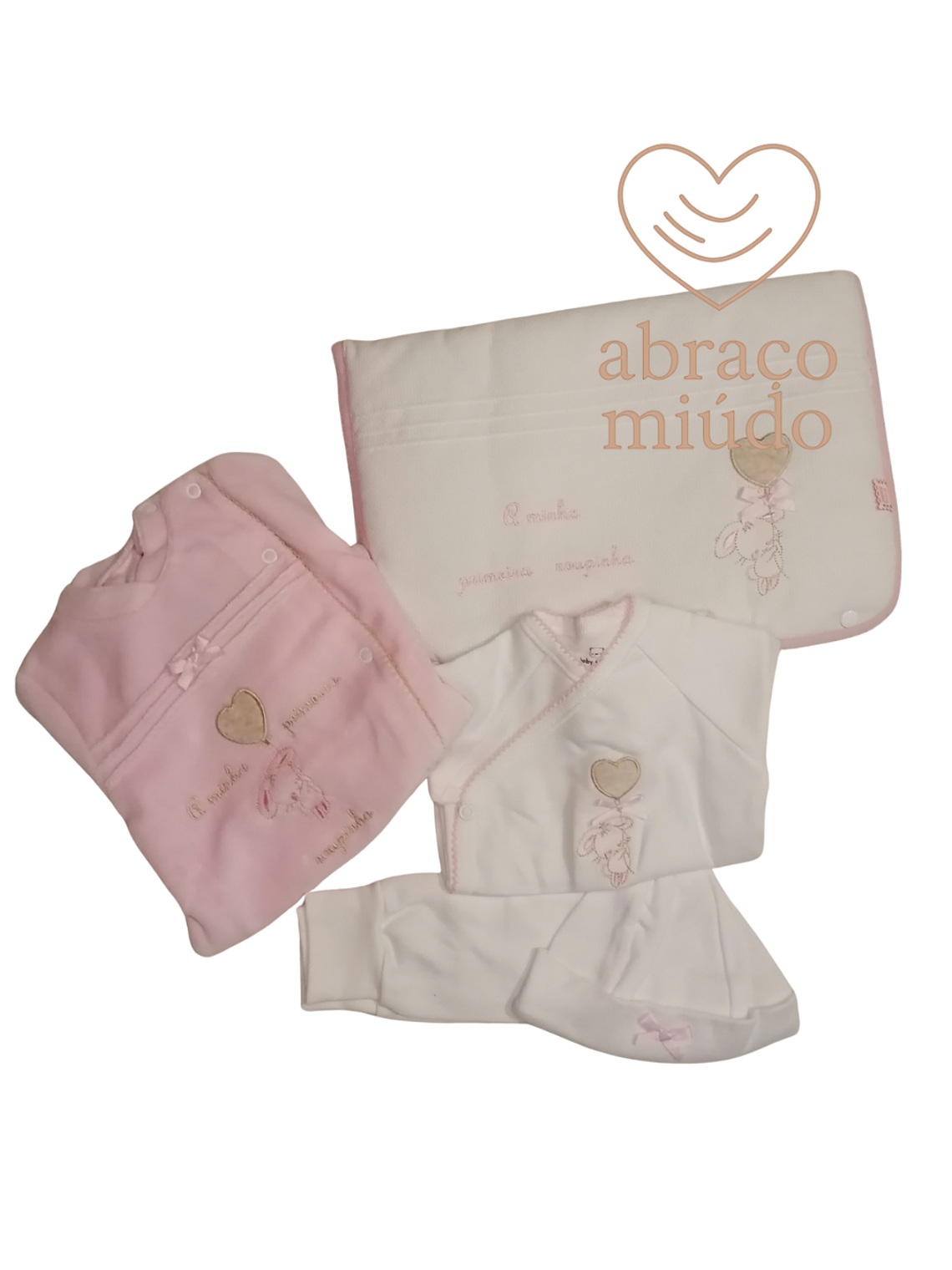 Conjunto Primeira Roupinha 1 Mês – 100% Algodão com Carda | Bordado Coelhinho 1