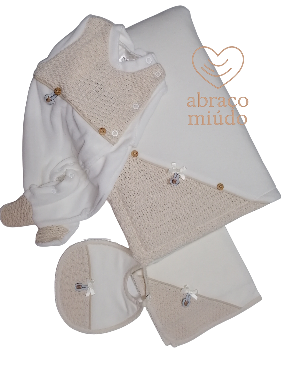 Conjunto de Saída de Maternidade em Várias Cores – 4 Peças 3