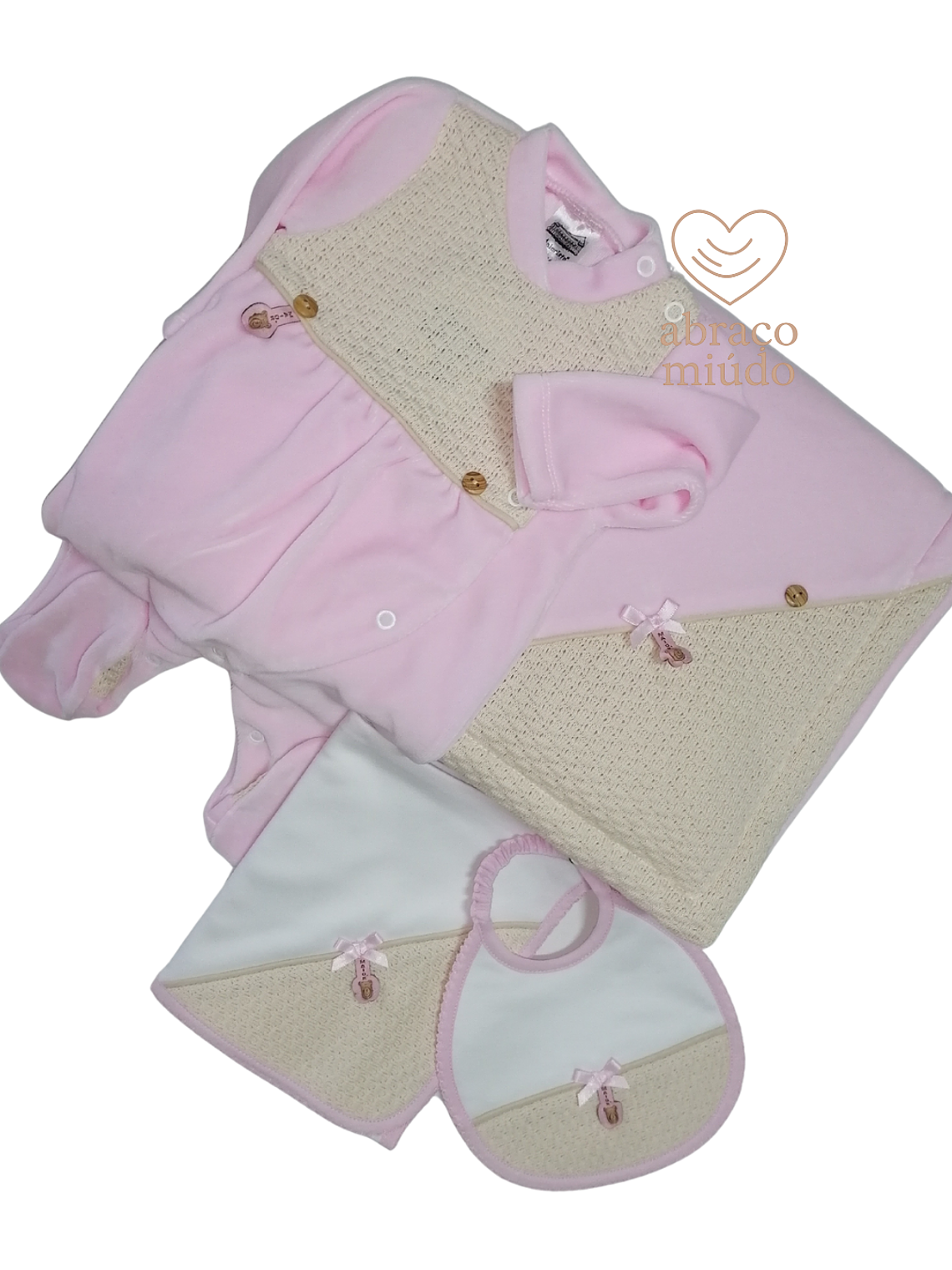 Conjunto de Saída de Maternidade em Várias Cores – 4 Peças 4