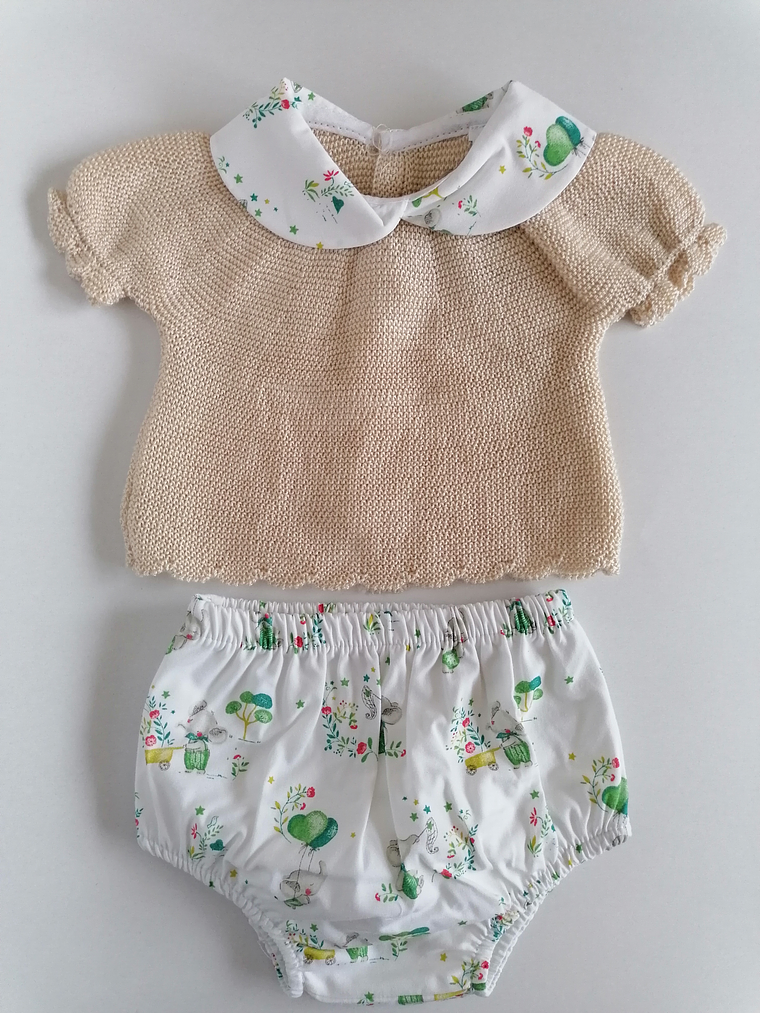 Conjunto bebé malha com gola e tapa-fraldas estampado 7