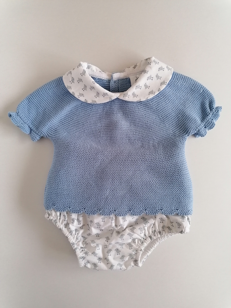 Conjunto bebé malha com gola e tapa-fraldas estampado 8