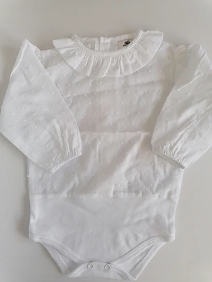 Body de Bebé em Algodão Plumeti Branco com Gola Bordada