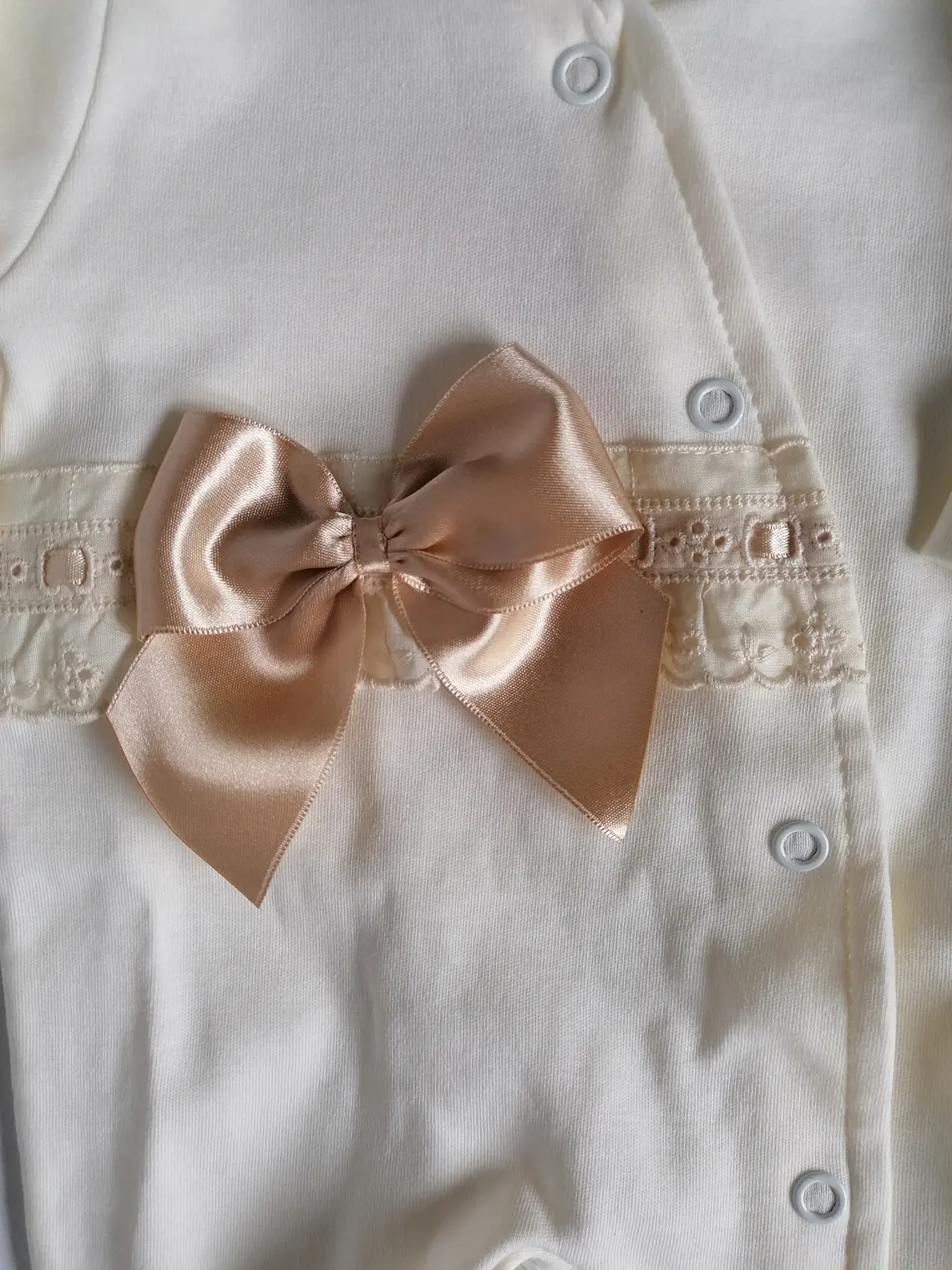 Babygrow de Algodão para Bebé com Laço Satinado 2