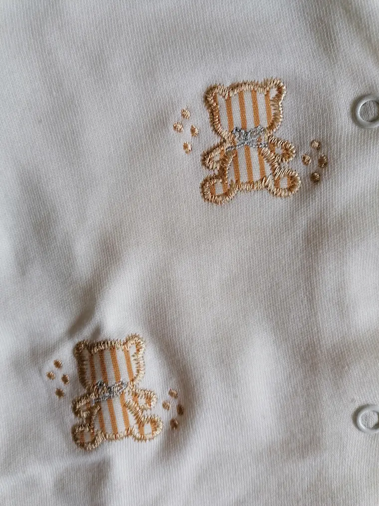 Babygrow de Algodão para Bebé com Ursinhos Bordados 3