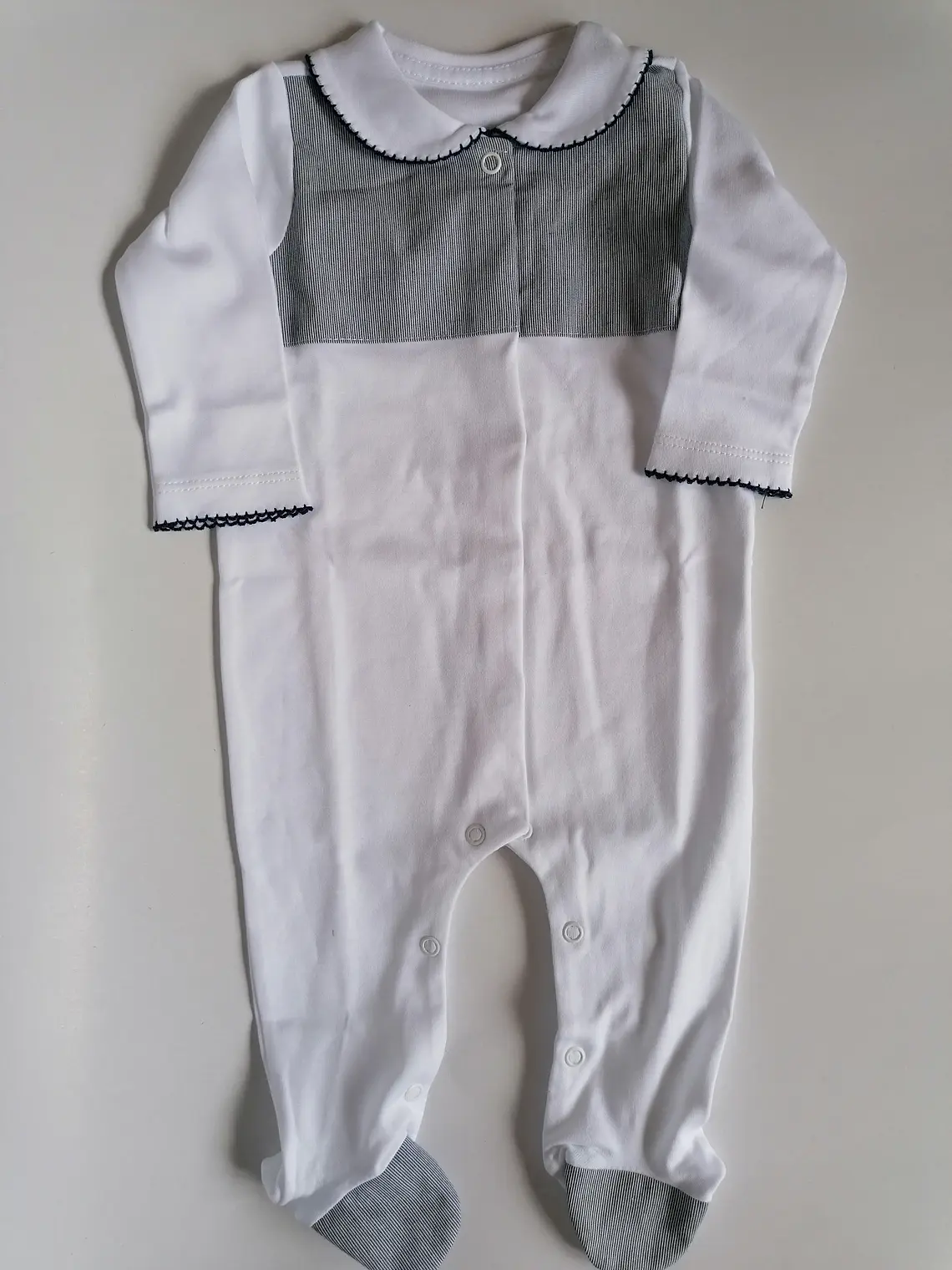 Babygrow de Algodão para Bebé com Gola Clássica 2