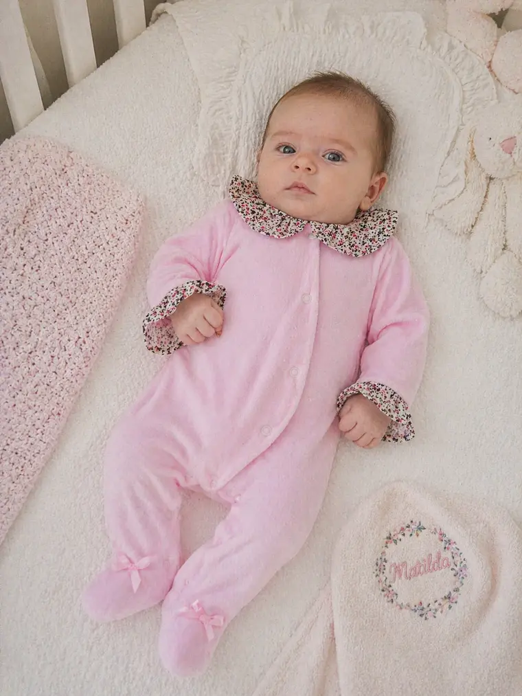 Babygrow de veludo para bebé com gola floral 10