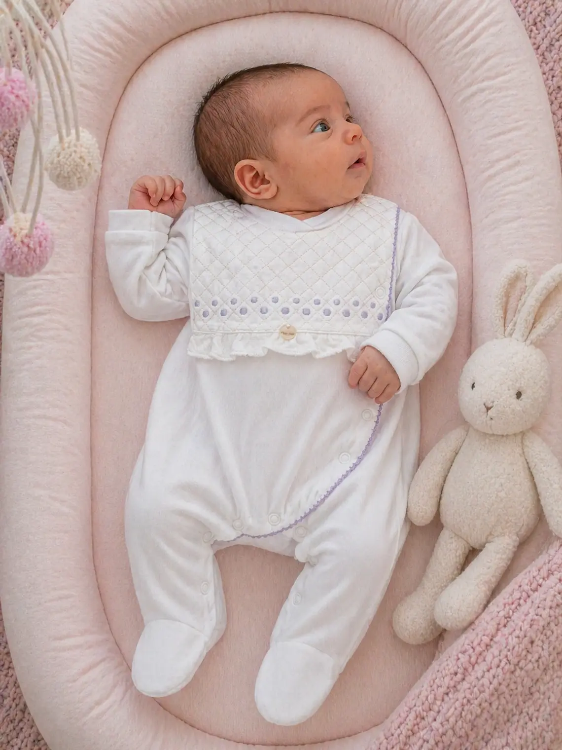 Babygrow de algodão com peitilho acolchoado 13
