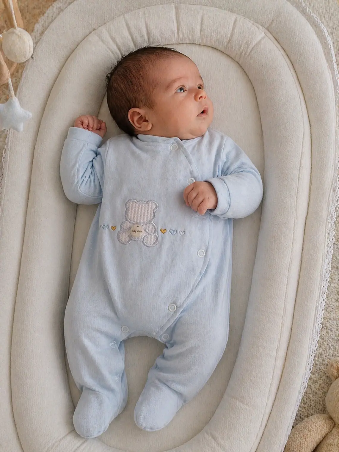 Babygrow de algodão com ursinho bordado 10