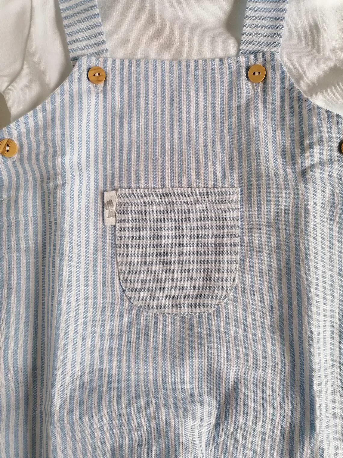 Jardineira bebé 6 meses com camisola  8
