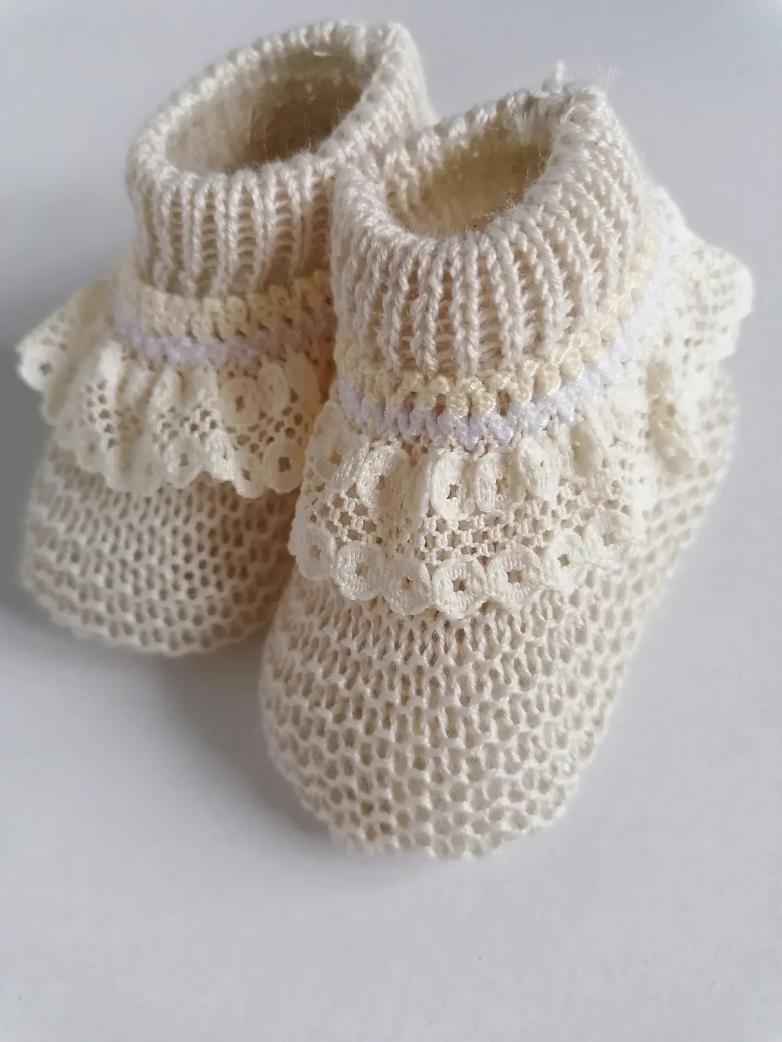 Carapins bebé em malha com renda | Botinhas recém-nascido 4