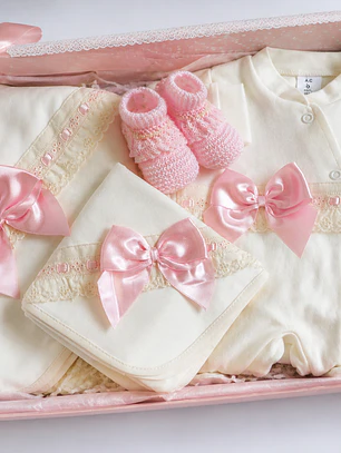 🌸 Conjunto Primeiros Momentos Laço Rosa – 0M