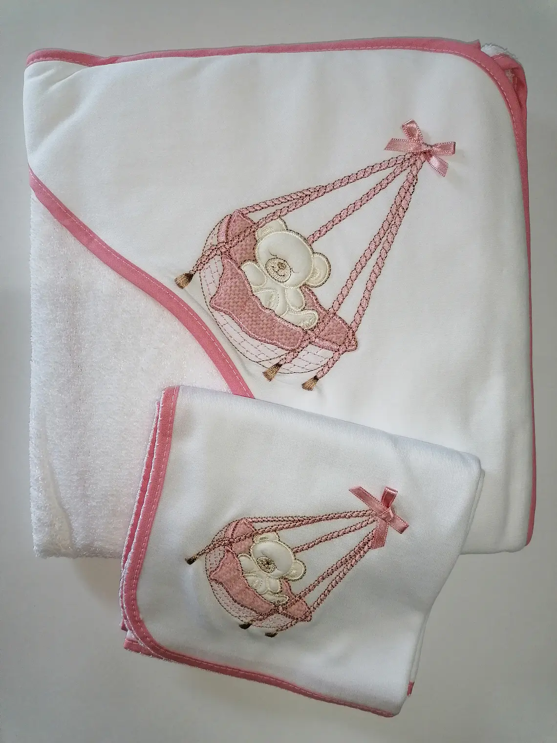 Conjunto Ursinho Rosa 🧸💗 | Toalha de banho + fralda  1