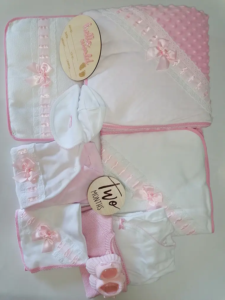 Conjunto Maternidade XL - Enxoval Completo para Bebé | Veludo - Bordado Inglês  1