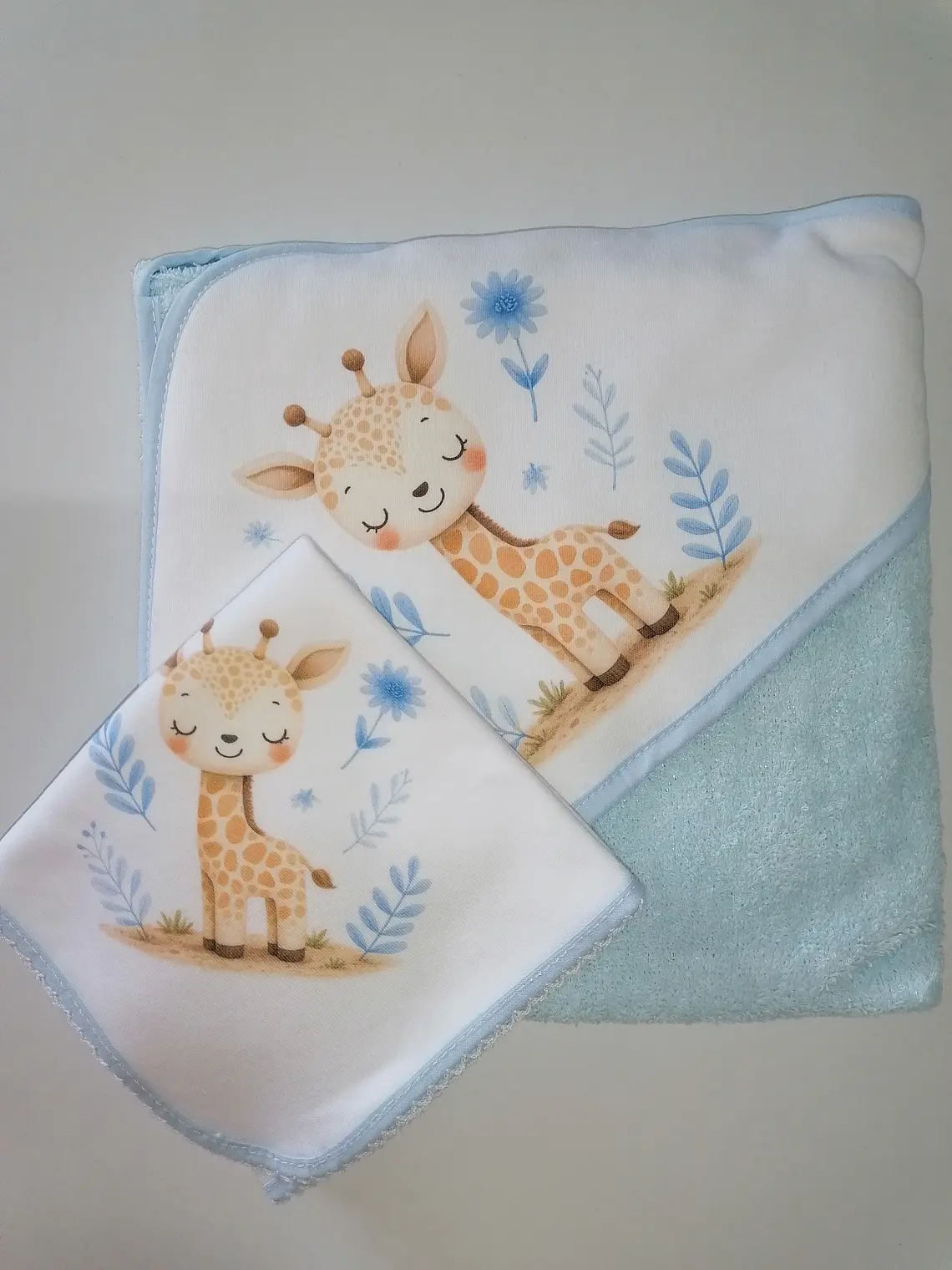 🦒 Coleção Girafinha | Toalha de banho + fralda  2